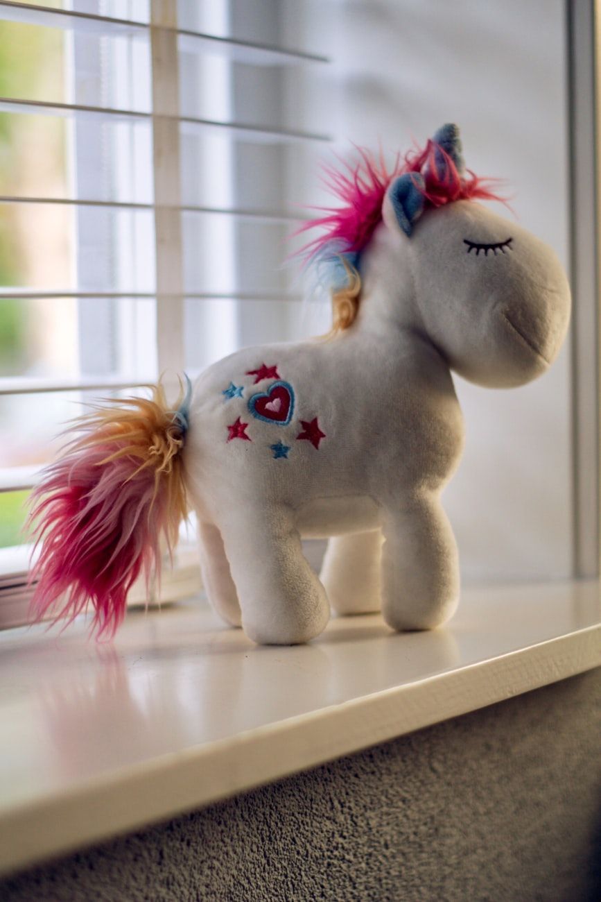 interactive unicorn, toy for kids, magical toys, gift for girls, educational toys, interactive animals, toy with effects, child’s imagination, developmental toys, unicorn toy