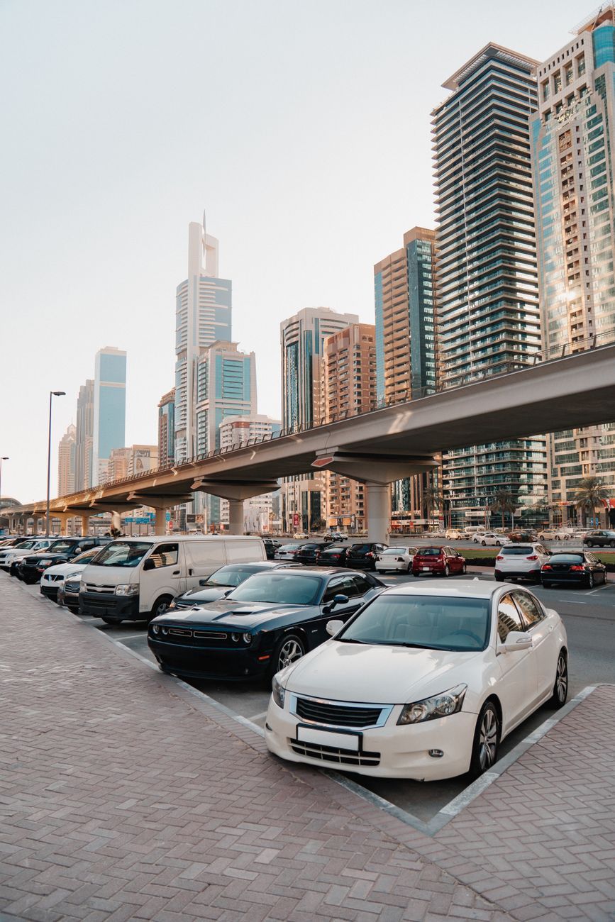 360-degree surround view system, car parking cameras, 360-degree car camera, surround view technology, parking assistance system, bird's eye view camera, advanced parking technology, car safety features, parking in tight spaces, automotive camera systems