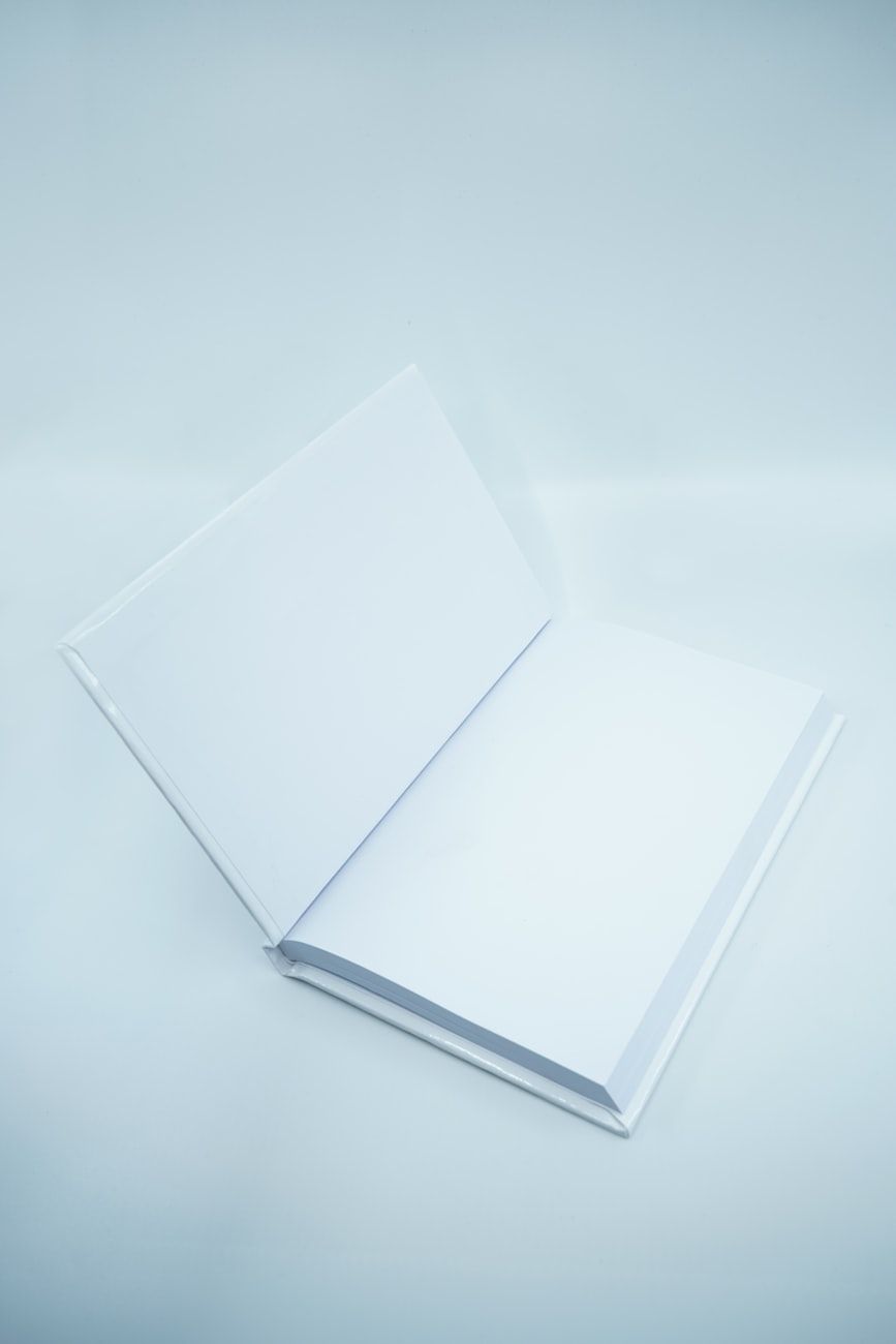 libri sull'avvio di un'attività, guide sull'imprenditoria, libri sulle startup, business da zero, come avviare un'attività, studi di caso di imprese reali, libri di consigli per gli imprenditori, guide per le piccole imprese, libri di strategia aziendale, storie di successo delle startup