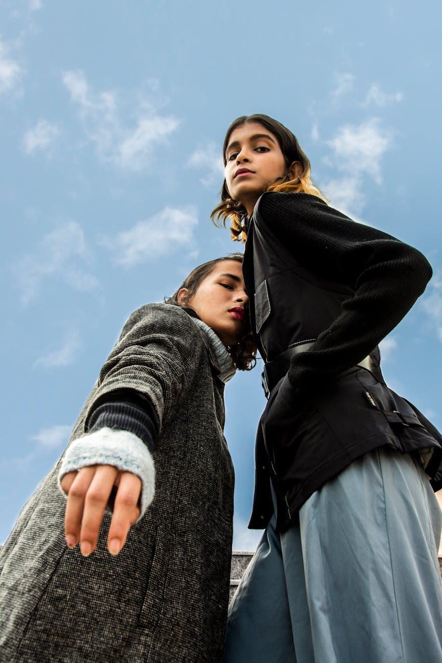 pantaloni in velluto a coste, camicie da cowgirl da donna, abiti da cowgirl, Blue Voyage, camicia Traves, significato del cavallo nei jeans, felpe con cappuccio da donna online, pantaloni bootcut, jeans su misura, calze a goccia, pantaloni da carpentiere beige, felpe da spiaggia in spugna, camicie da donna Chaps, pantaloni in velluto a coste blu da donna, joggers della società streetwear, cavallo da 25 pollici nei jeans, jeans da carpentiere, camicie sovrapposte da uomo, camicie a rete da uomo, camicia marrone chiaro da uomo, crop top marrone, camicia nera in lino, felpa oversize, felpe con cappuccio grigie con grafica, capi di base migliori da donna, giacca trapuntata rosa