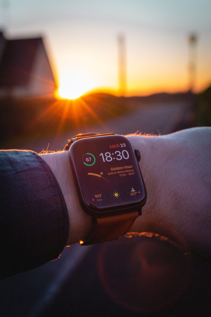 health smartwatches, smartwatch health features, heart rate monitoring, blood oxygen tracking, ECG smartwatch, sleep tracking accuracy, fitness smartwatch features, stress monitoring watches, wearable health technology, best health smartwatches