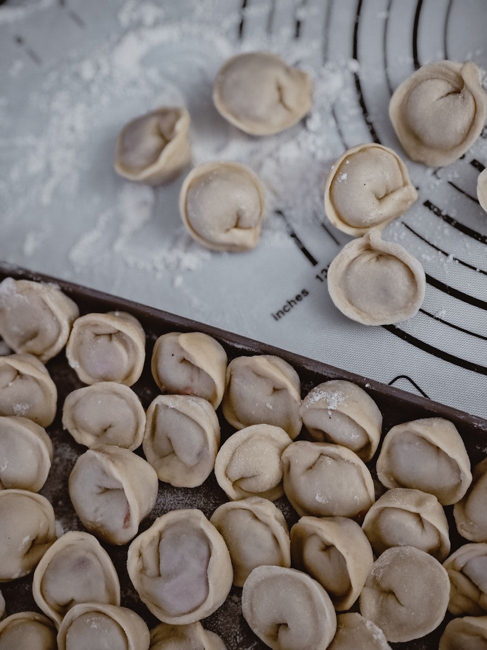 homemade dumplings recipe, juicy meat dumplings, perfect dough dumplings, dumpling cooking tips, soft elastic dough, traditional dumplings guide, easy dumpling preparation, dumplings from scratch, filling for dumplings, classic dumpling secrets