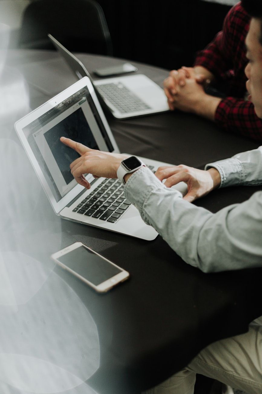 software empresarial, transformación digital, herramientas de automatización, soluciones SaaS, computación en la nube, optimización de flujos de trabajo, tecnología empresarial, herramientas de productividad, analítica de datos, sistemas escalables