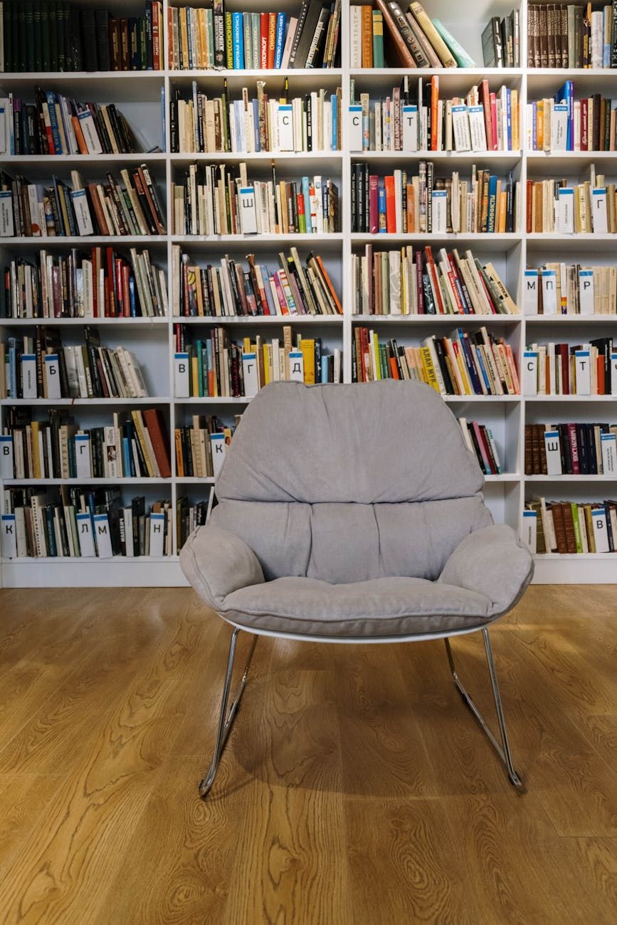 home library ideas, dream home library, cozy reading room, bookshelf organization, home library decor, reading nook inspiration, modern library design, book storage solutions, personal library setup, stylish bookshelves