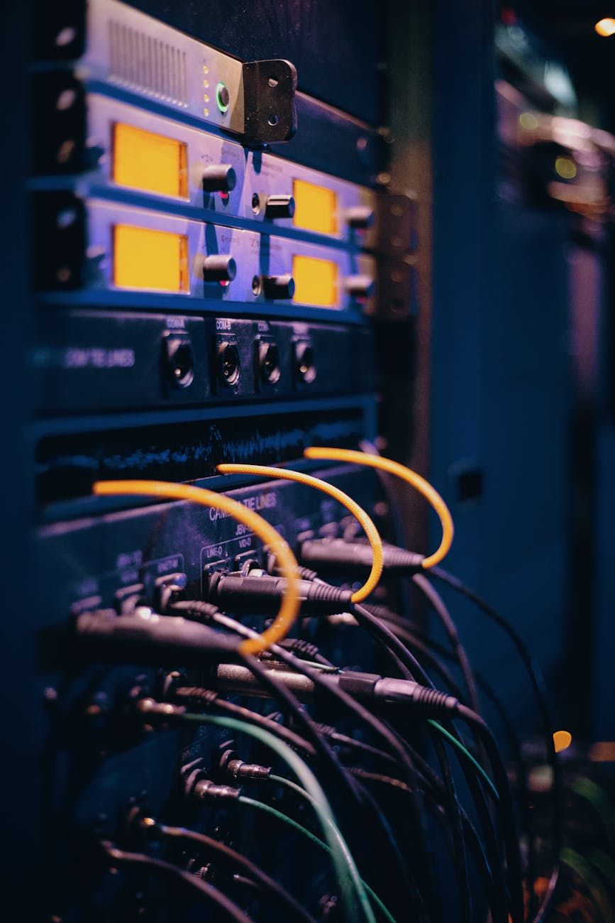Cybersikkerhed, Personlig Information, Databeskyttelse, Digitale Trusler, Adgangskoder, Antivirus, Phishing, Internet Sikkerhed, Privatliv, Online Beskyttelse