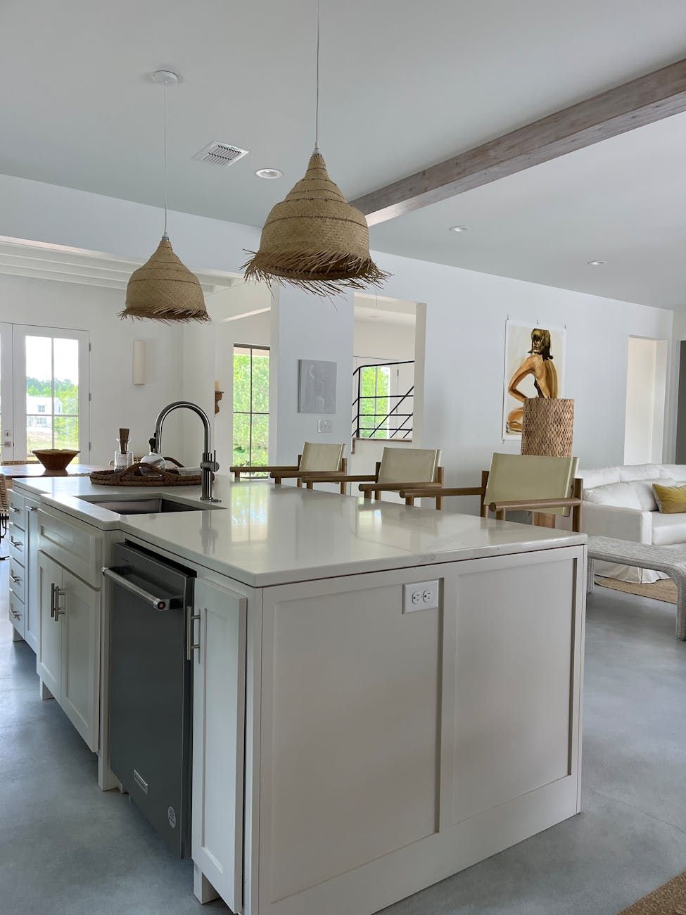 kitchen island ideas, modern kitchen design, kitchen layout planning, small kitchen island, multifunctional kitchen island, kitchen storage solutions, open kitchen concept, kitchen island benefits, kitchen renovation tips, kitchen workspace optimization