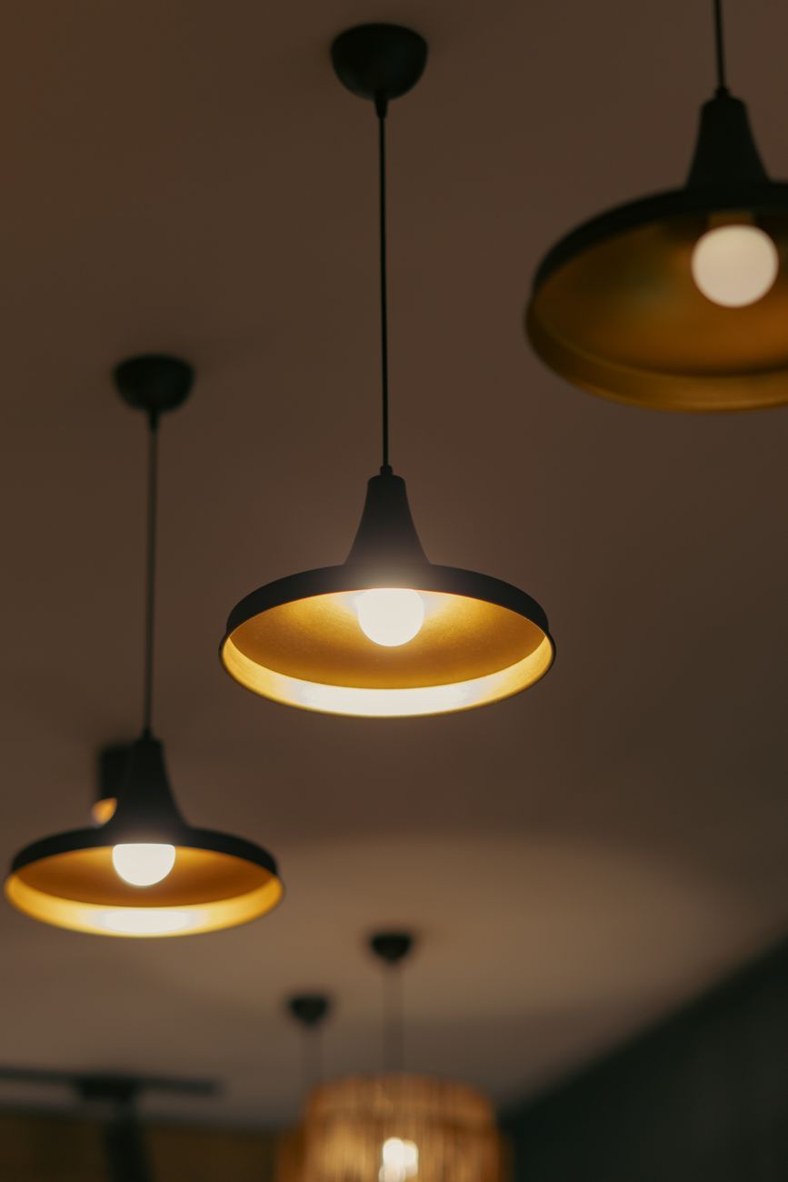 lighting mistakes, home lighting, interior lighting, cozy home, ambient lighting, task lighting, ceiling lights, warm light, lighting design tips, home decor