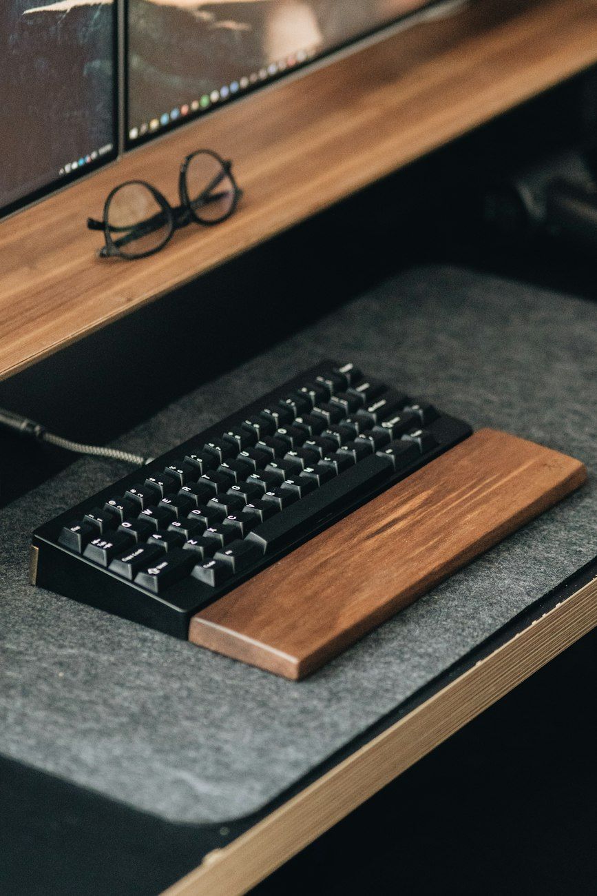 mechanical keyboards, magnetic switches, Hall Effect keyboards, gaming keyboards, adjustable actuation, rapid trigger technology, magnetic switch technology, keyboard customization, high-performance keyboards, computer accessories.
