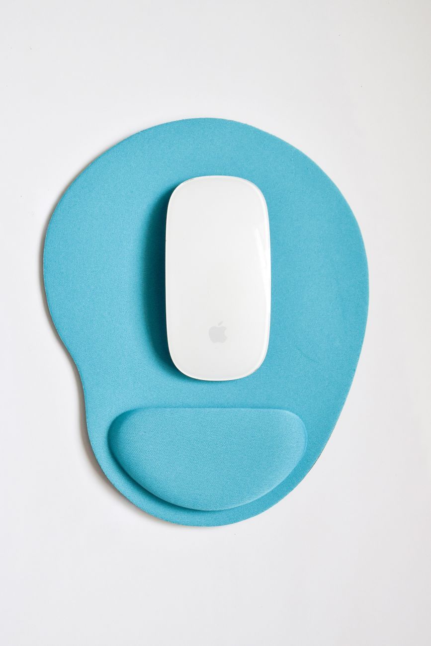 mouse pad benefits, ergonomic mouse pad, gaming mouse pad, precision tracking, computer accessories 2026, desk setup essentials, mouse accuracy, wrist support pad, optical mouse performance, productivity workspace