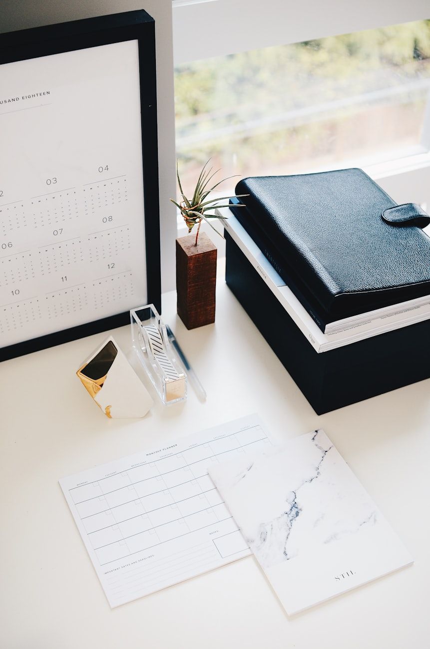 kantoorartikelen, schoolbenodigdheden, kantoorbenodigdheden, bestsellers, notitieboeken, pennen, planners, werkruimteorganisatie, studieaccessoires, productiviteit