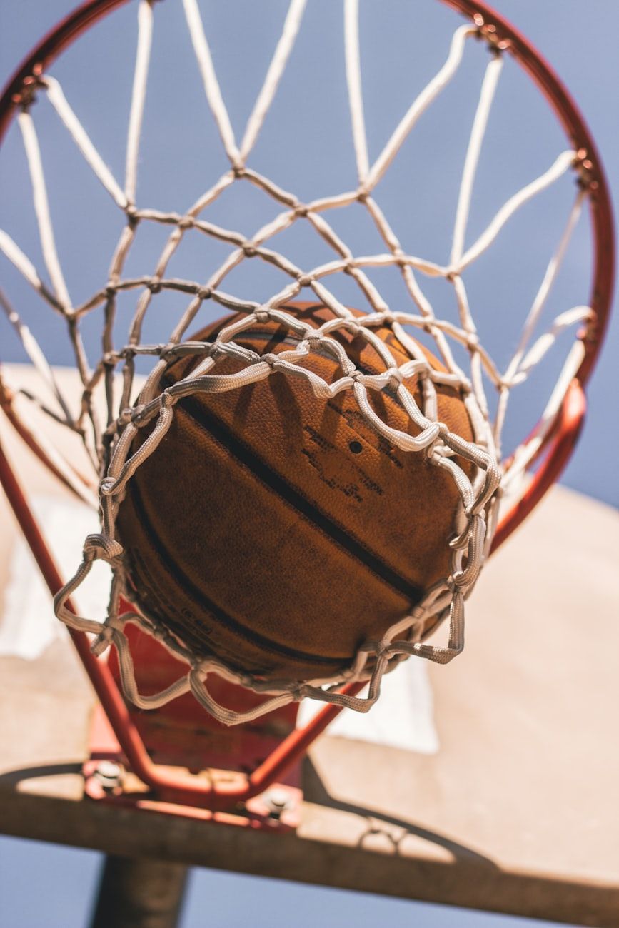 baloncesto, leyendas, entrenamiento, estrategias, técnica, victorias, equipo, liderazgo, consejos, éxito