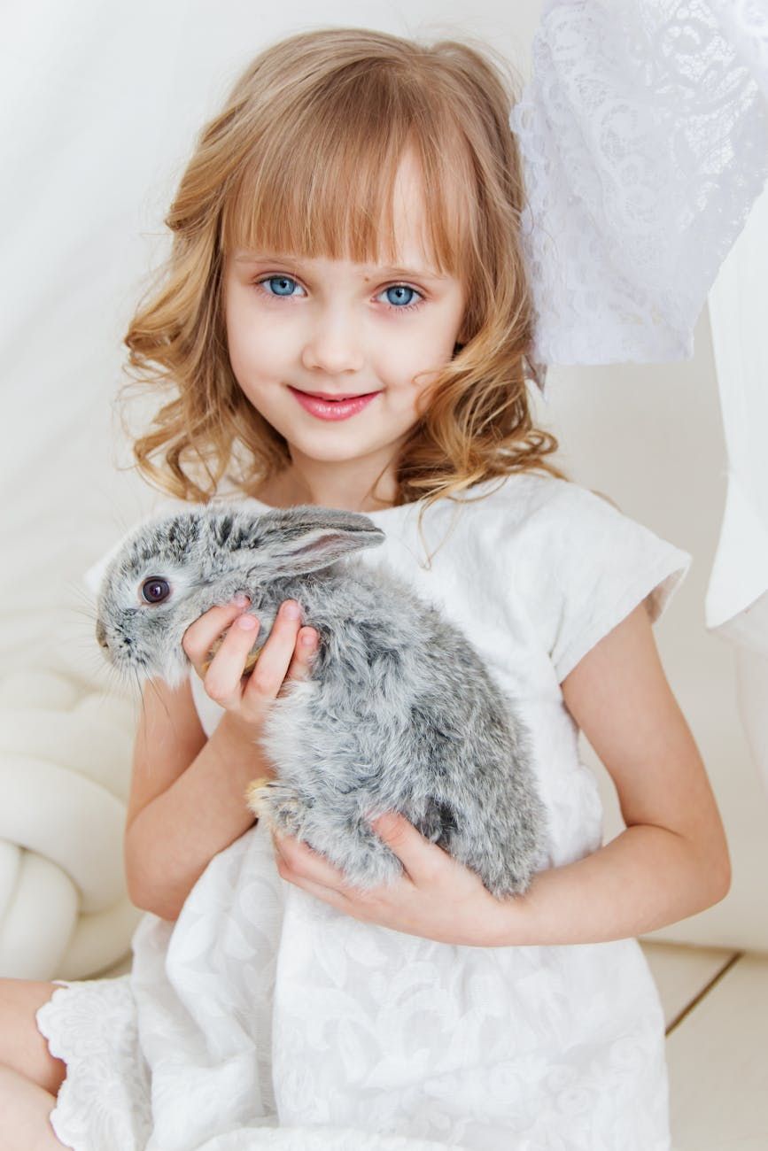 eerste huisdier, huisdier voor kinderen, beste huisdier voor kinderen, hoe kies je een huisdier, huisdierverzorging, kinderverantwoordelijkheid, gezinsdieren, dieren voor peuters, het kiezen van een huisdier, huisdieren voor kinderen