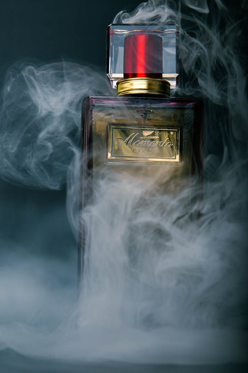 fragrances musquées unisexes, tendance du parfum musqué, parfums neutres en genre, parfums musqués de niche, fragrance musquée propre, parfum musqué longue durée, parfum unisexe moderne, musc doux sur la peau, parfums minimalistes, meilleurs parfums musqués