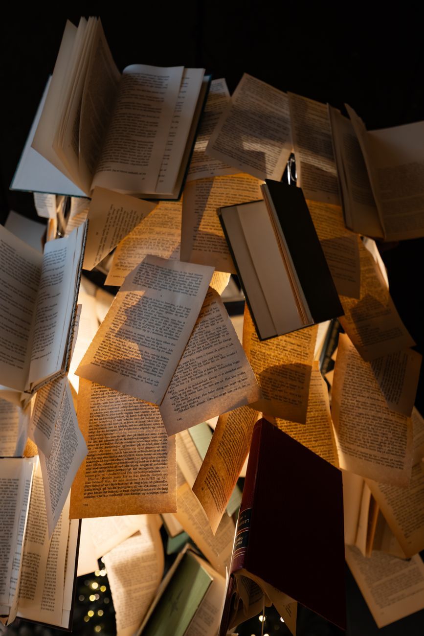 unusual author pen names, famous pseudonyms, writer aliases, literary pen names, author identity, secret writer names, history of pseudonyms, famous authors, writing under a pen name, literary history